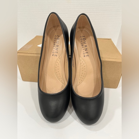 Journee Collection‎ Womens Saar Block Heel Pumps. 8W. Black - Picture 6 of 8